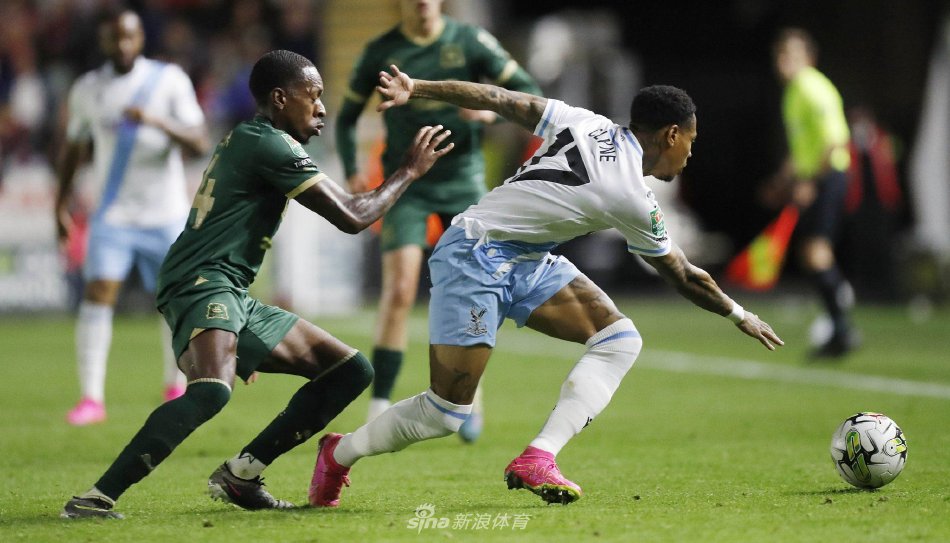 在足球界 在足球界